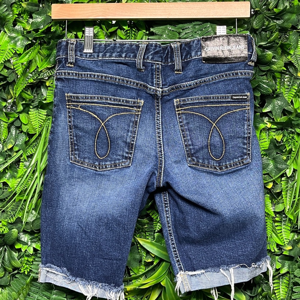 Calvin Klein Jeans Denim Shorts Boys Size 12 Frayed Hem Dark Wash Boys 2854 - Picture 8 of 9